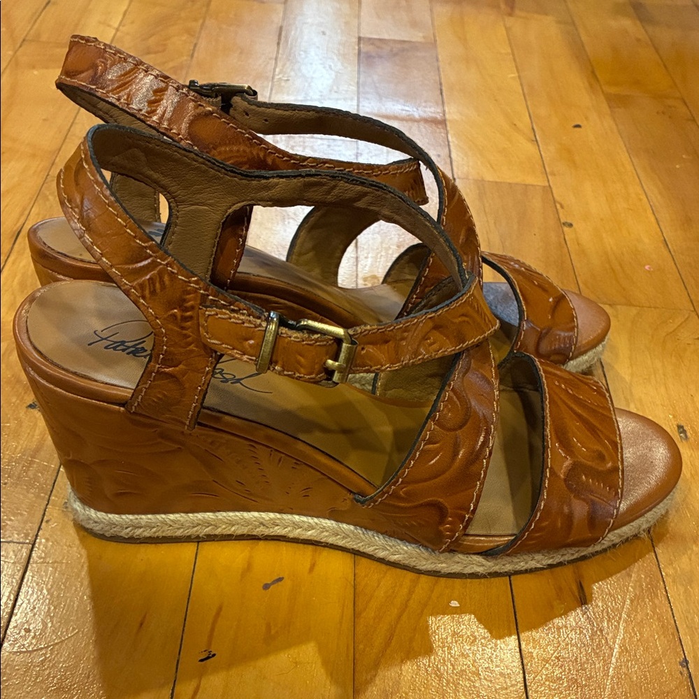 Patricia Nash Brown Leather Wedges - Picture 4 of 8